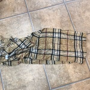 Plaid scarf